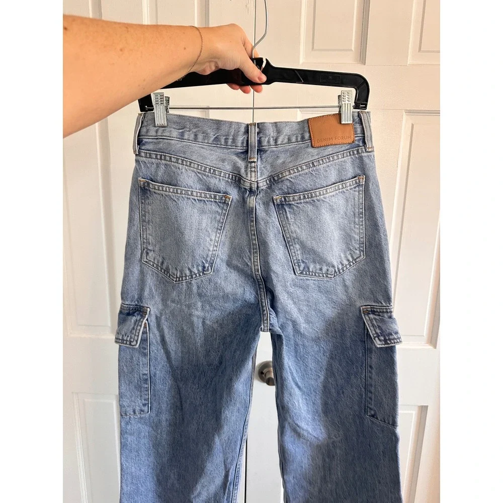 Denim Forum The Farrah Hi-Rise Wide Leg Cargo Jeans Light Wash Blue Size 28